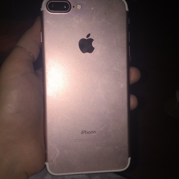 iPhone 7plus - Picture 3 of 4